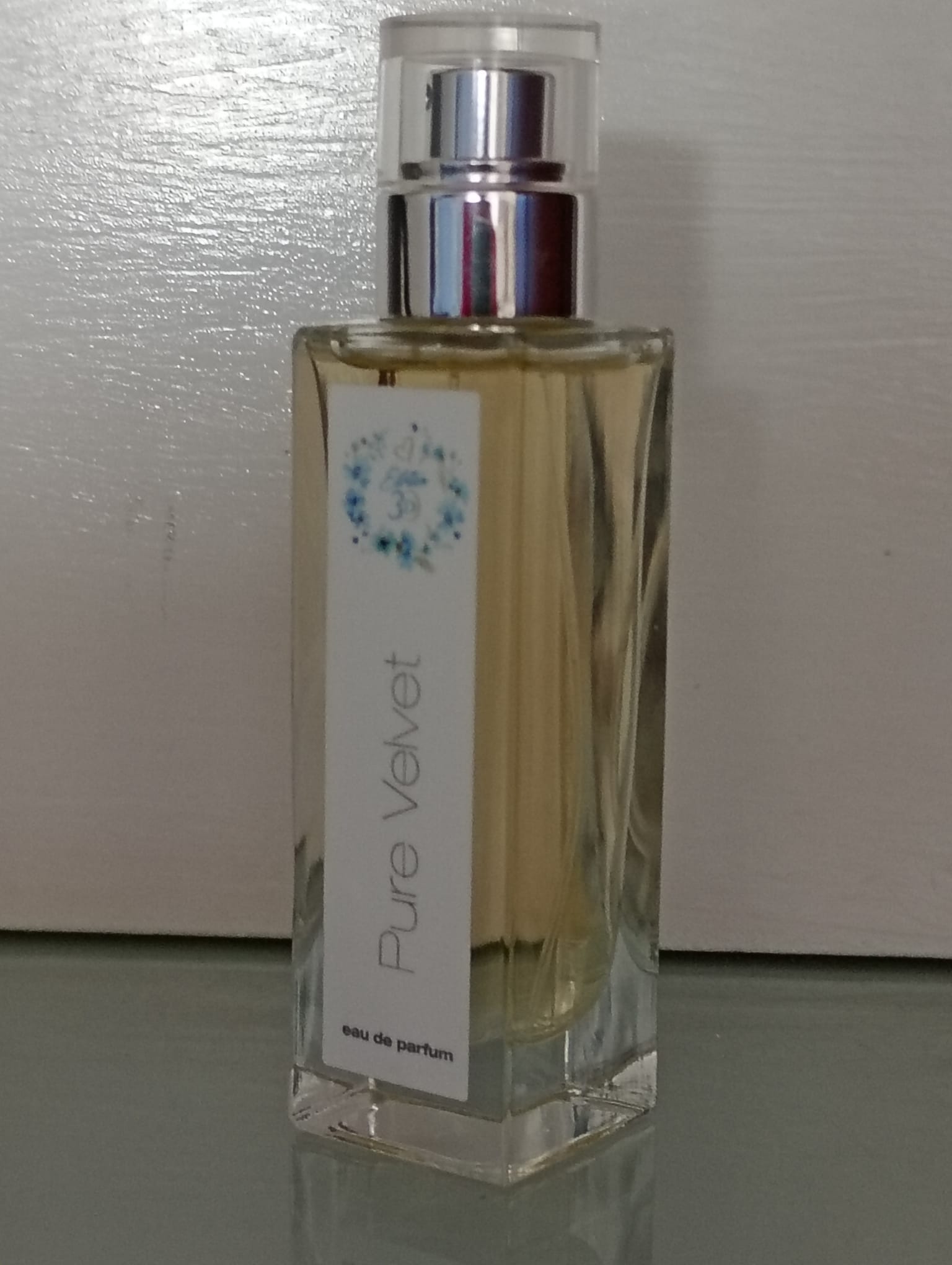 Dettaglio flacone Pure Velvet